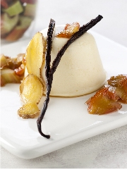 Rhubarbe pochée et panna cotta au gingembre
Photo : © Ducros / Studio Nicolas Louis