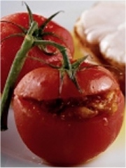 Rouelle de lotte et tomates surprises
Photo : © Christian Adam / Canetti Conseil