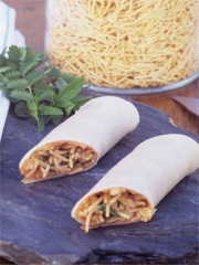 Rouleau de Fidés au Gruyère, Jambon de Savoie et herbes folles
Photo : © Alpina Savoie