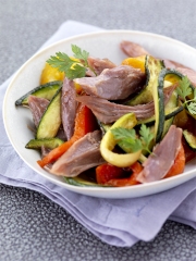 Salade de confit de canard aux légumes grillés
Photo : © Qualité Landes