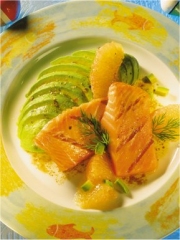 Salade fraîcheur au Saumon de Norvège, pamplemousse et avocat
Photo : © Norge / Centre des Produits de la Mer de Norvège