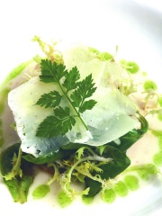 Salade de Thon Mariné, Copeaux de Manchego, Jus de Persil
Photo : © Félix Soriano