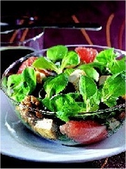 Salade de mâche aux figues
et pamplemousse rouge
Photo : Christian Adam