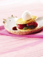 Sandwitch de fruits rouges et noirs St Michel 1905
Photo : © Saint Michel