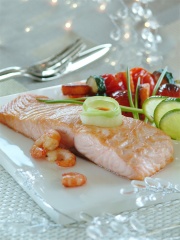 Pavé de saumon rôti et sa sauce crevettes flambée au whisky
Photo : © Marque Repère