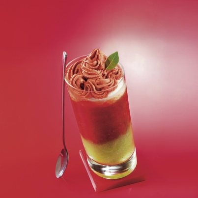 Smoothie de Tomate Mutti, Concombre, Pommes en l'Air en Irish Coffee
Photo : © Mutti