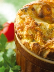 Soufflé au Roquefort, ricotta et raisins secs
Photo : DR