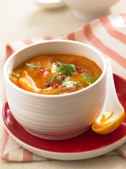 Soupe chaude de carotte et Cranberry à la coriandre
Photo : © Ocean Spray