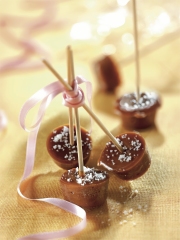 Sucettes au lait caramel au beurre salé Régilait
Photo : © Régilait