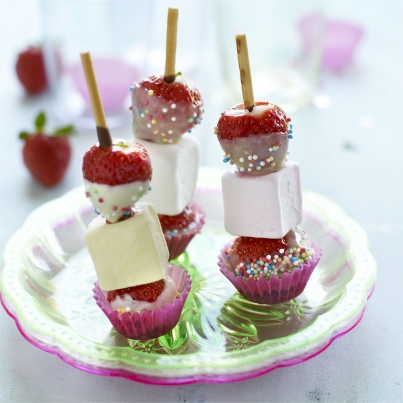 Sucettes de fraises au Chocolat Blanc
Photo : © J.C Amiel / M Leteuré