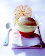 Suprêmes et zestes de pamplemousse de Floride en gelée, Panna cotta parfumée à la cardamome, Sorbet au pamplemousse de Floride
Photo : © Pamplemousse de Floride