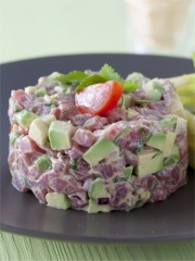 Tartare de bœuf à la mexicaine avocat et oignon rouge Sauce Les Gourmandes à la tomate avec une pointe de piment
Photo : © Atelier des Chefs