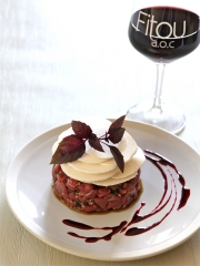 Tartare de canard au couteau, pétales de champignons
Photo : © Emmanuel Augier