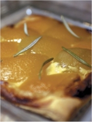 Tarte à l'abricot et au romarin
Photo : © Chez Clément