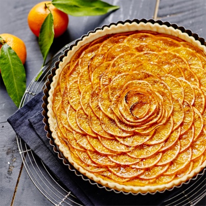 Tarte à la clémentine de Corse
Photo : © JC. Amiel / Stylisme : O. Souksisavanh