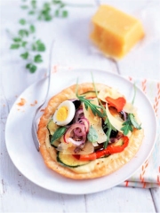 Tarte fine de légumes grillés, crème de Sbrinz AOC au basilic
Photo : © Amélie Roche