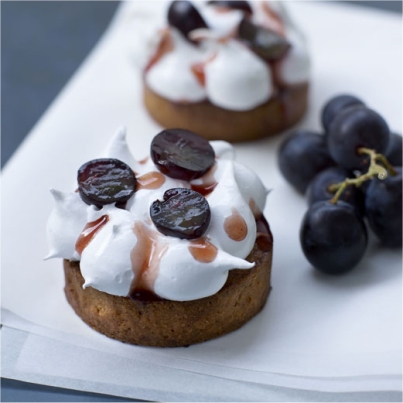 Tarte au Muscat du Ventoux AOP, meringue italienne et gelée de groseille
Photo : © Jean-Claude Amiel