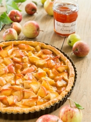 Tarte aux pommes et à la gelée de coings
Photo : © Bonne Maman / Matthieu Langrand & Chloë Sommelet
