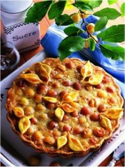 Tarte grand-mère aux Mirabelles de Lorraine
Photo : © Laurent Rouvrais
Styliste : C. Madani