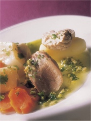 Tête de veau sauce ravigote
Photo : © Confédération Nationale de la Triperie Française (CNTF)