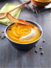 Velouté de potimarron, écume de lait à la vanille fraîche
Photo : © Régilait