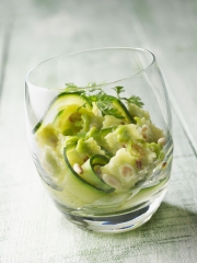 Verrine de courgettes aux ravioles au chèvre
Photo : © Philippe Barret