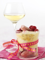 Verrine de crème de pamplemousse rose, framboises fraîches et boudoirs au Gewurztraminer façon Tiramisu
Photo : © CIVA