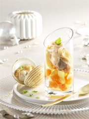 Verrine de praires, pommes de terre et potiron, mayonnaise légère à l'huile de homard
Photo : © Pavillon France / Cooklook