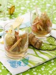 Verrine de Saint-Jacques, lard fumé et pomme acidulée, sauce gingembre
Photo : © CIVA / Gwénaël Quantin