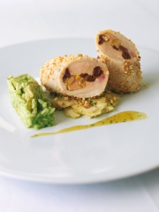 Rouleau de Volaille Farci au Foie Gras et Risotto d'Artichauts à la Coriandre
Photo : © Monoprix