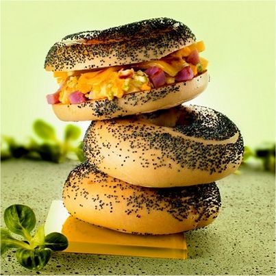 Bagel aux oeufs gratinés au Beaufort