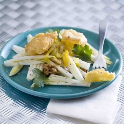 Beignets de Maroilles en Salade de Chicons