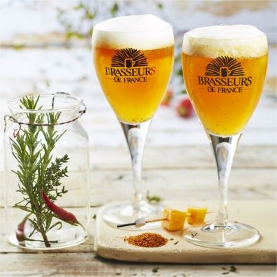 Cocktail de Bière de Printemps, Mangue, Romarin et Piment