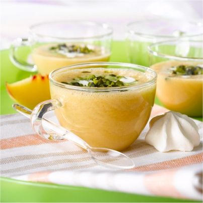 Cappuccino de pêches de nos Régions glacées aux pistaches