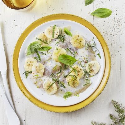 Carpaccio de Bar à la Banane et au Lait de Coco