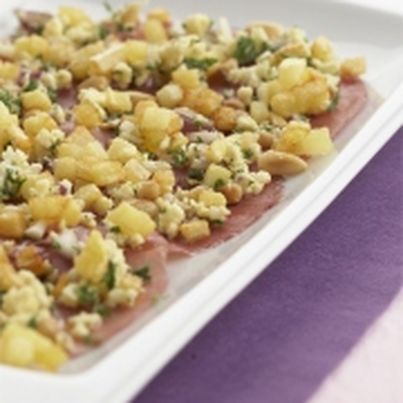 Pommes de terre et leur carpaccio de boeuf mimosa