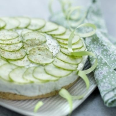 Cheesecake au concombre et à la menthe