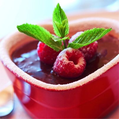 Cœur fondant au chocolat et framboises
