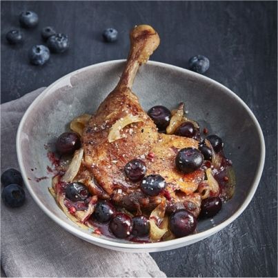 Confit de Canard au Miel et Myrtilles