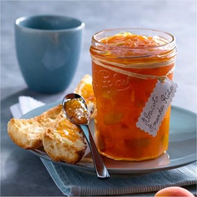 Confiture d'Abricot aux Amandes Rôties