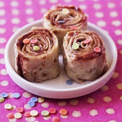 Crêpes roulées à la Confiture de Framboises Bonne Maman®