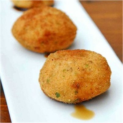 Croquette de saumon à la coriandre fraîche et pavot bleu