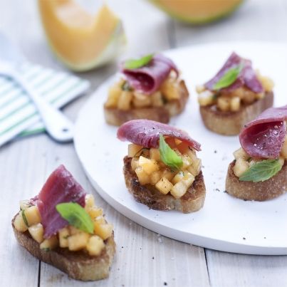 Crostini de melon de Guadeloupe IGP au magret de canard