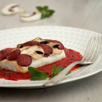 Dos de cabillaud en écailles de champignons et chorizo