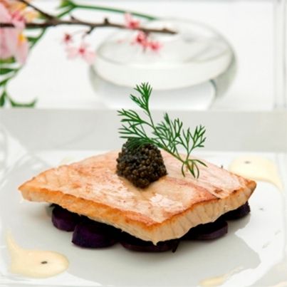Dos d'Esturgeon grillé et Caviar Ossetra Royal