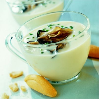 Cappuccino d'huîtres à la crème de chou-fleur