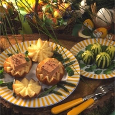 Foie Gras en nid de brioche et ses petites courgettes ciselées