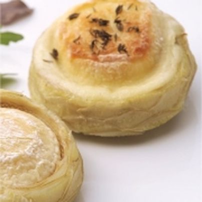 Fonds d'artichauts au Chavignol, salade de jeunes pousses