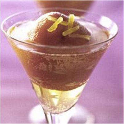 Pêches rosées, gingembre et Champagne