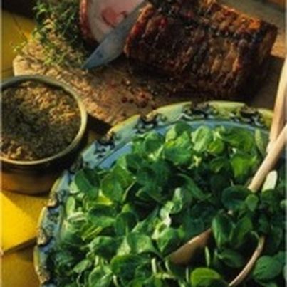 Mâche et rôti de porc à l'ancienne